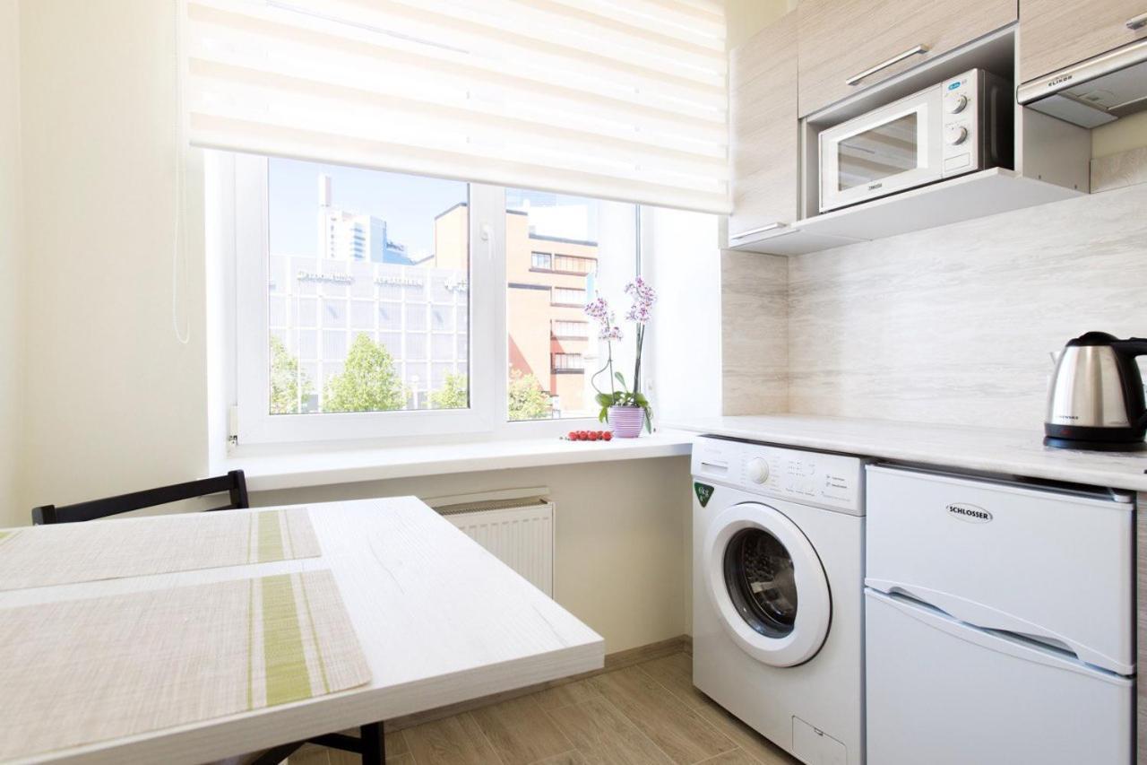 Sunny Apartment Near Bus Station Tallinn Eksteriør bilde